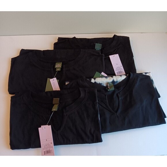 Lot of 4 Wild Fable Sz S Black Long Sleeve Cropped T-Shirts With Tie-Dye Detail - Picture 8 of 8